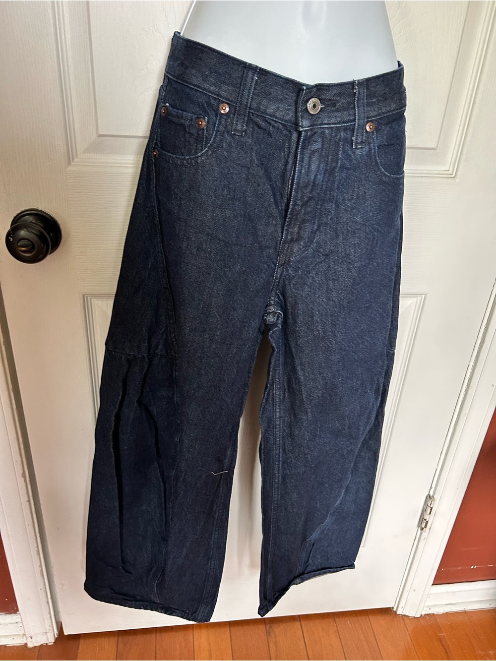 Abercrombie & Fitch Curve Love The Ultra Barrel Mid Rise Navy Blue Size 25 Short - Picture 7 of 9